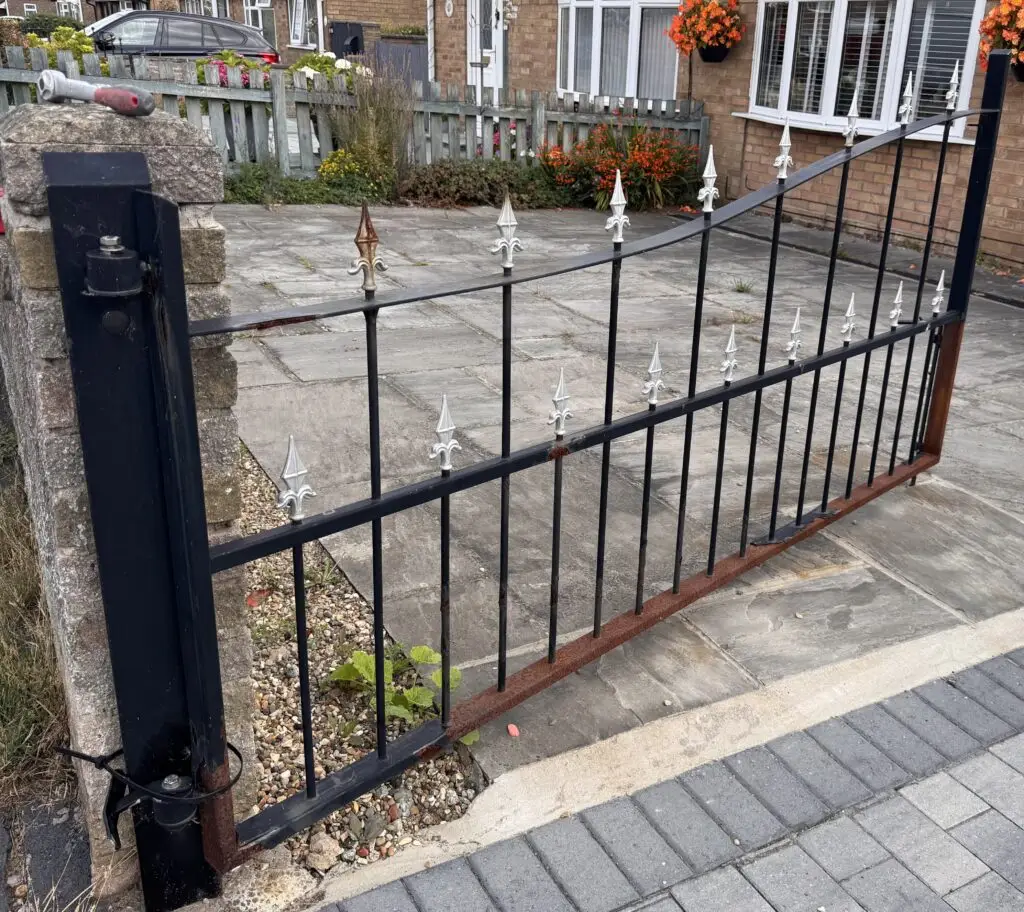 Gate and fence stripping